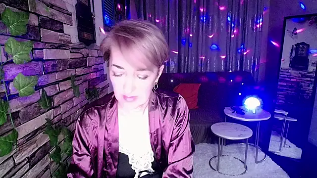 Hot Girl87 online show from January 15, 10:57 pm