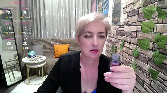 Hot Girl87 online show from February 4, 3:36 pm