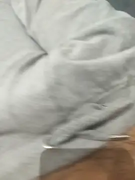 Snapshot of ptrz990 chatting on November 8, 1:11 pm ptrz990 online show from November 8, 1:11 pm