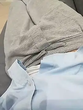 Snapshot of ptrz990 chatting on November 19, 1:00 pm ptrz990 online show from November 19, 1:00 pm