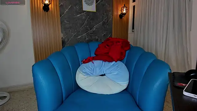 Julie Markk online show from February 12, 9:21 pm