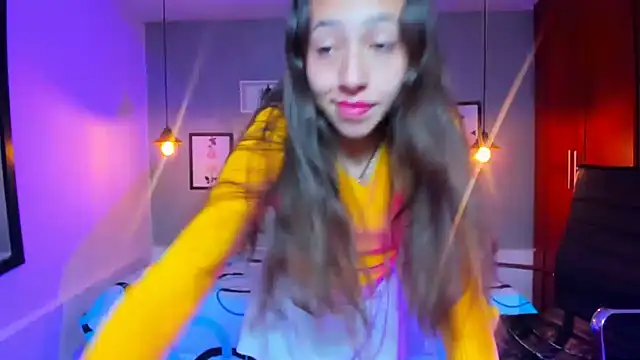 Snapshot of Valeria_roussi chatting on December 2, 4:09 pm Valeria roussi online show from December 2, 4:09 pm