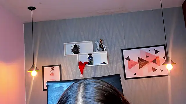 Snapshot of Valeria_roussi chatting on December 23, 2:17 pm Valeria roussi online show from December 23, 2:17 pm