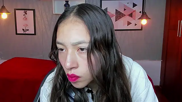 Snapshot of Valeria_roussi chatting on January 16, 1:58 pm Valeria roussi online show from January 16, 1:58 pm