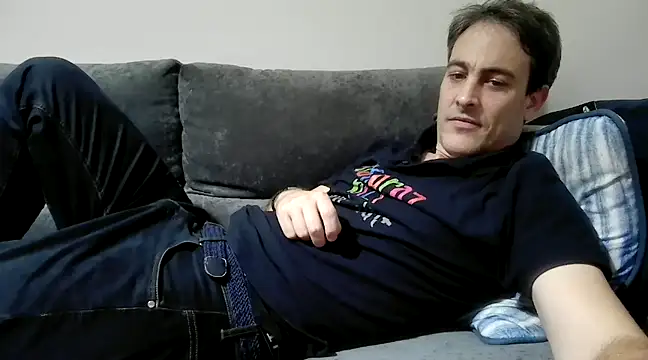 basquehotboy online show from December 7, 10:06 pm