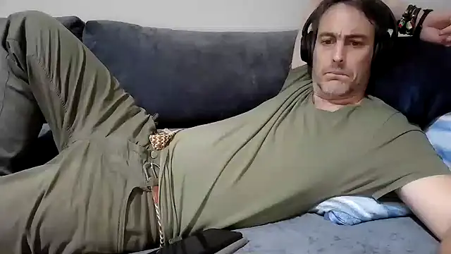 basquehotboy online show from December 12, 10:42 pm