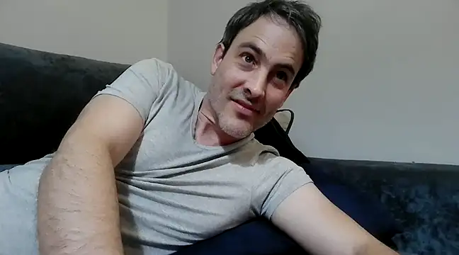 basquehotboy online show from January 2, 11:27 pm