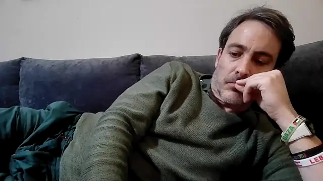 basquehotboy online show from January 21, 11:02 pm