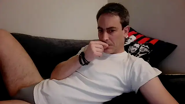 basquehotboy online show from February 8, 11:45 pm