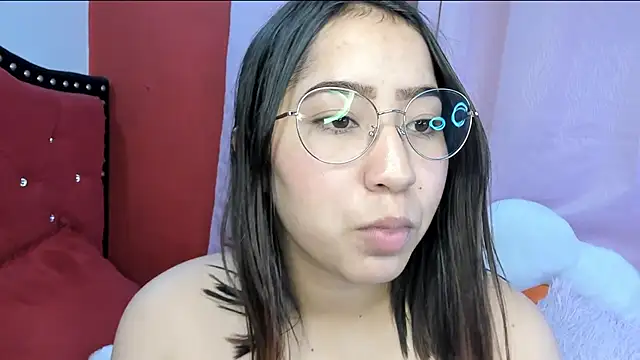 Snapshot of anni_ross chatting on December 15, 2:08 am anni ross online show from December 15, 2:08 am
