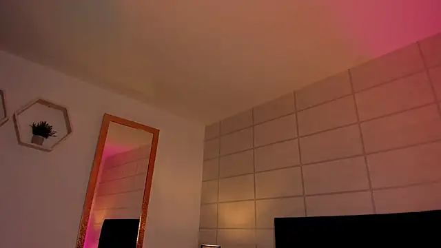 Christine Laam online show from February 17, 12:12 pm