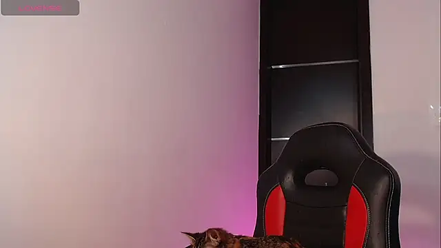 GiselleBlare online show from December 12, 6:47 am