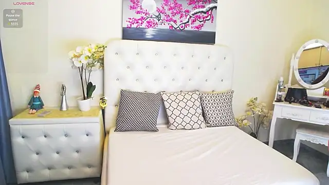 Ysabell01 online show from April 17, 4:26 am