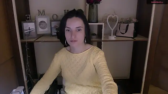 Snapshot of LaimaV_ chatting on December 9, 2:17 pm LaimaV online show from December 9, 2:17 pm