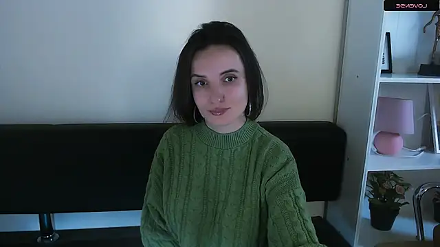 Snapshot of LaimaV_ chatting on January 2, 2:24 pm LaimaV online show from January 2, 2:24 pm