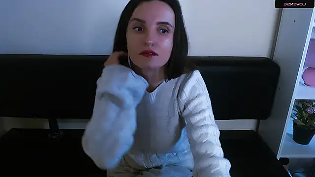 Snapshot of LaimaV_ chatting on January 3, 4:59 pm LaimaV online show from January 3, 4:59 pm