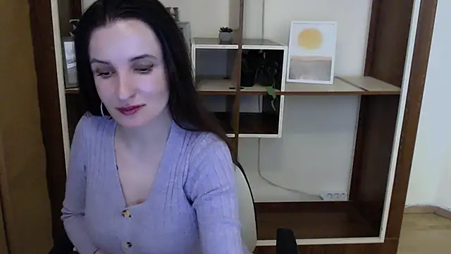 LaimaV  online show from April 19, 9:50 pm