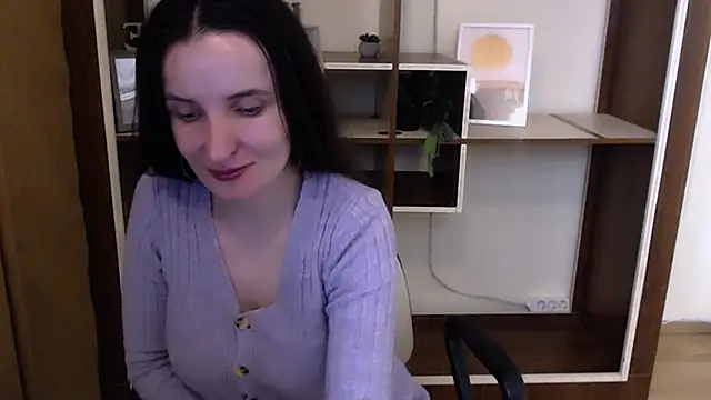 Snapshot of LaimaV_ chatting on April 22, 9:27 pm LaimaV online show from April 22, 9:27 pm