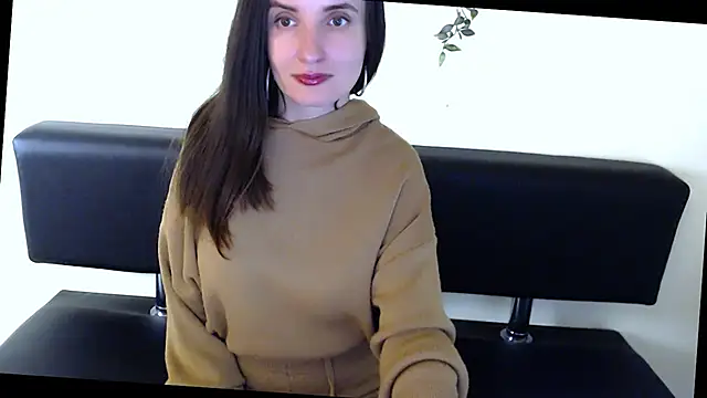 Snapshot of LaimaV_ chatting on April 28, 10:26 pm LaimaV online show from April 28, 10:26 pm