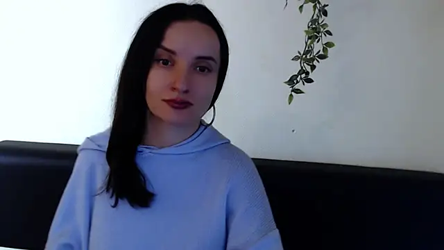 Snapshot of LaimaV_ chatting on April 29, 9:32 pm LaimaV online show from April 29, 9:32 pm