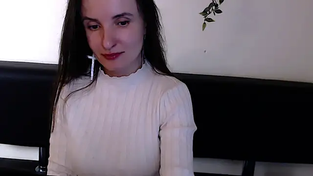 Snapshot of LaimaV_ chatting on May 3, 8:59 pm LaimaV online show from May 3, 8:59 pm