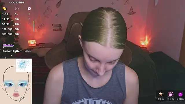 Snapshot of Fluffy_muffin_ chatting on December 4, 8:01 am Fluffy muffin online show from December 4, 8:01 am