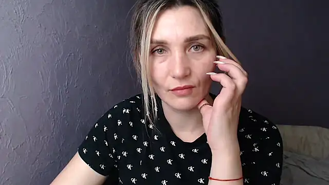  sexy lady online show from February 27, 8:20 pm