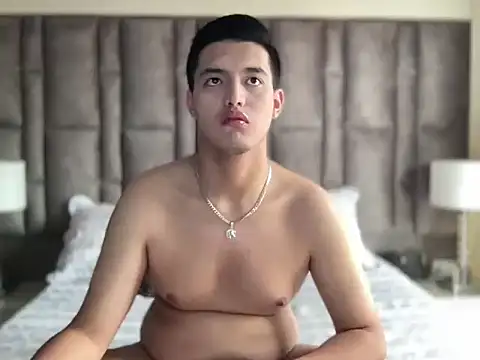 Snapshot of alexandergrey760886 chatting on July 20, 3:47 pm alexandergrey760886 online show from July 20, 3:47 pm