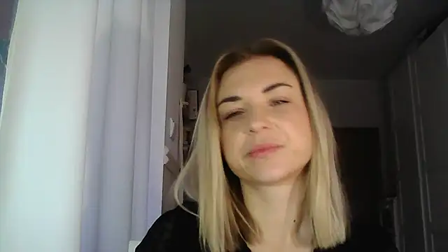 Snapshot of ashley_xlove chatting on January 7, 7:42 am ashley xlove online show from January 7, 7:42 am