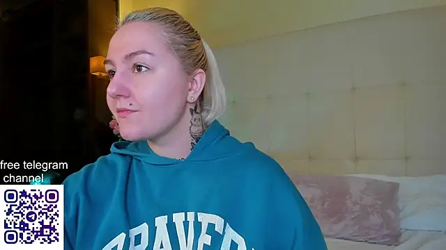 Debbie Taylor online show from December 22, 4:15 pm