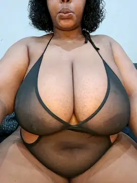 Snapshot of juicygoddess2 chatting on October 15, 9:09 am juicygoddess2 online show from October 15, 9:09 am