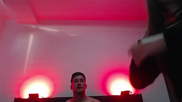 Aurora blossom   online show from October 21, 10:10 pm