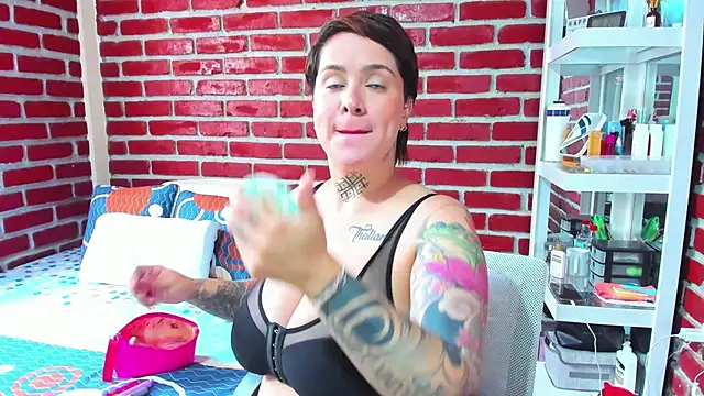 KatInk online show from December 17, 2:34 pm