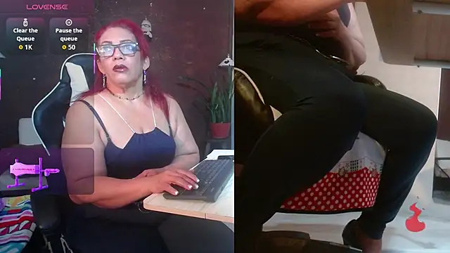 PervertedMature online show from February 4, 4:29 am