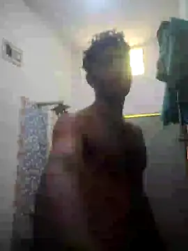 Snapshot of loganwollf chatting on February 11, 3:08 am loganwollf online show from February 11, 3:08 am