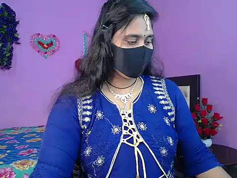 Hot Maleka online show from March 25, 4:35 pm