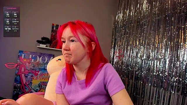 Snapshot of Sara_Robinson chatting on January 3, 9:25 am Sara Robinson online show from January 3, 9:25 am