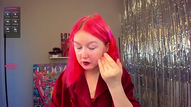 Snapshot of Sara_Robinson chatting on January 6, 3:09 am Sara Robinson online show from January 6, 3:09 am