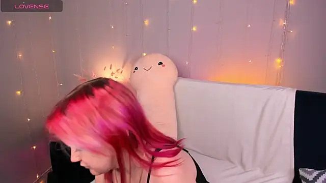 Snapshot of Sara_Robinson chatting on January 18, 10:06 am Sara Robinson online show from January 18, 10:06 am