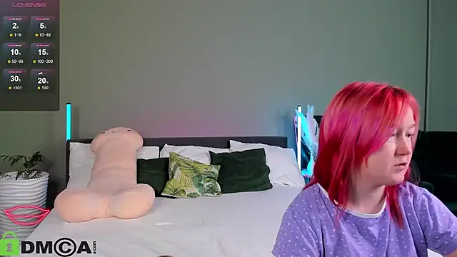 Snapshot of Sara_Robinson chatting on January 23, 10:32 am Sara Robinson online show from January 23, 10:32 am