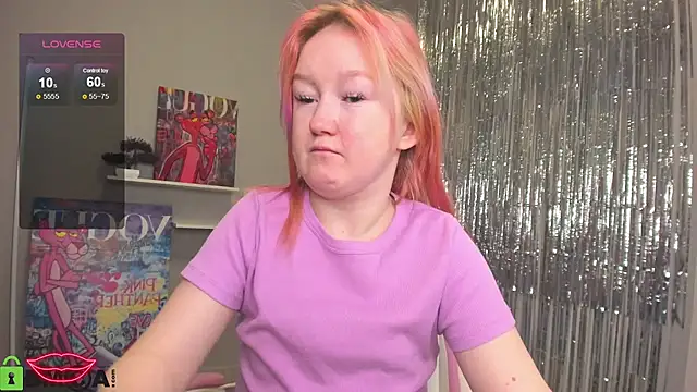 Snapshot of Sara_Robinson chatting on February 8, 10:07 am Sara Robinson online show from February 8, 10:07 am