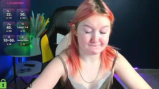 Snapshot of Sara_Robinson chatting on February 22, 10:07 am Sara Robinson online show from February 22, 10:07 am