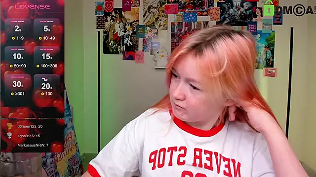 Snapshot of Sara_Robinson chatting on March 6, 6:08 am Sara Robinson online show from March 6, 6:08 am