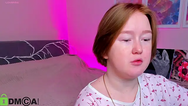 Snapshot of Sara_Robinson chatting on October 23, 2:22 am Sara Robinson online show from October 23, 2:22 am