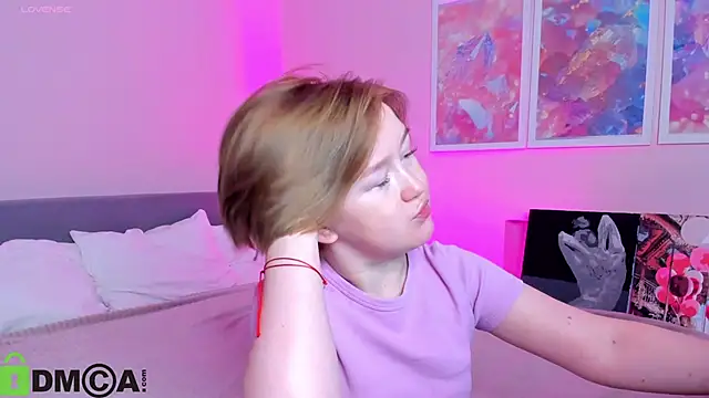 Snapshot of Sara_Robinson chatting on October 26, 2:17 am Sara Robinson online show from October 26, 2:17 am