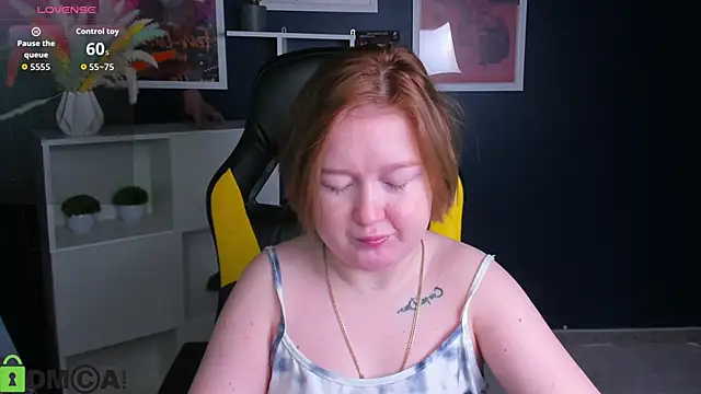 Snapshot of Sara_Robinson chatting on November 11, 2:44 am Sara Robinson online show from November 11, 2:44 am