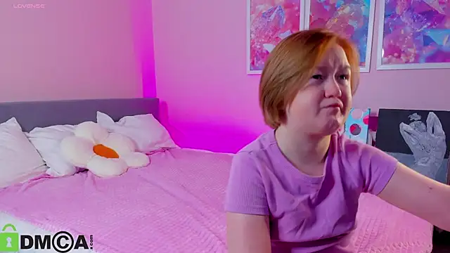 Snapshot of Sara_Robinson chatting on November 12, 2:56 am Sara Robinson online show from November 12, 2:56 am