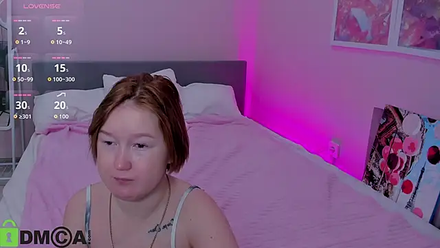 Snapshot of Sara_Robinson chatting on November 14, 2:32 am Sara Robinson online show from November 14, 2:32 am