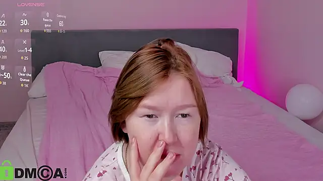 Snapshot of Sara_Robinson chatting on November 15, 3:04 am Sara Robinson online show from November 15, 3:04 am