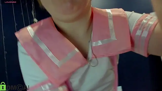 Snapshot of Sara_Robinson chatting on November 22, 3:05 am Sara Robinson online show from November 22, 3:05 am